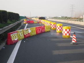 交通道路设施